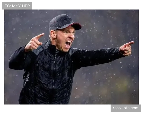 阿隆索闪耀拜仁岁月,经典瞬间铸就辉煌篇章 阿隆索闪耀拜仁岁月,经典瞬间铸就辉煌篇章