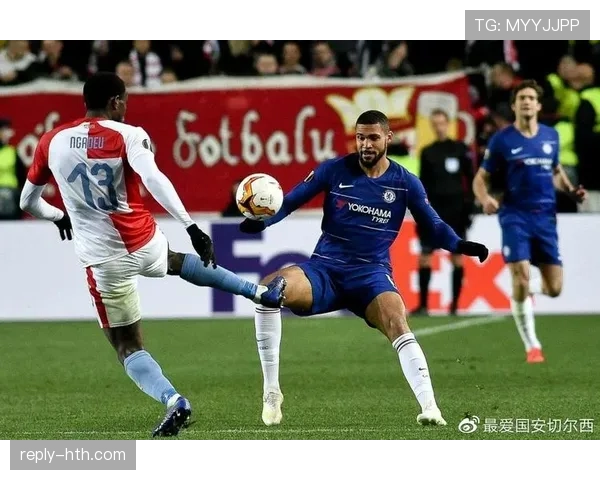 阿切尔比展现防线领导力，成球队后防中流砥柱