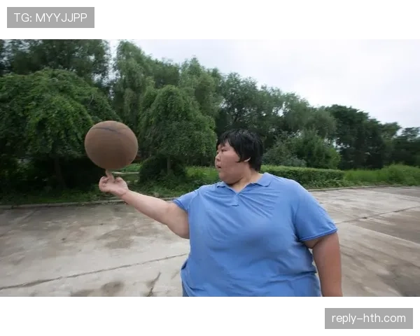 菲尔普斯退役后每天吃五顿饭，训练量还是普通人半年的运动总和