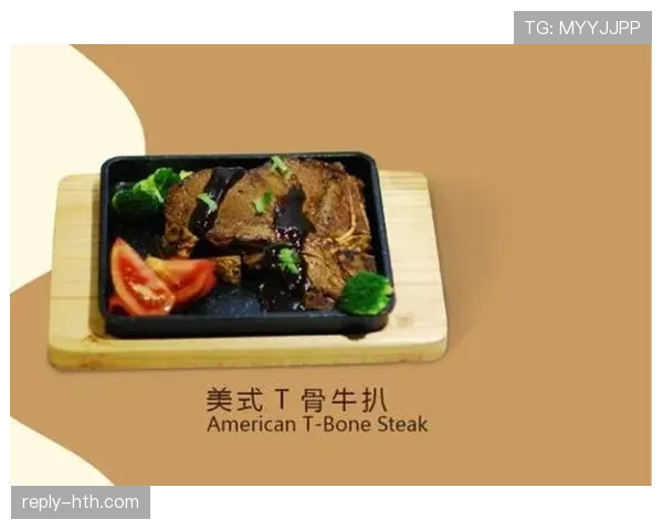 卡瓦尼训练完直接去超市抢打折牛排，自律到连油都少放一滴